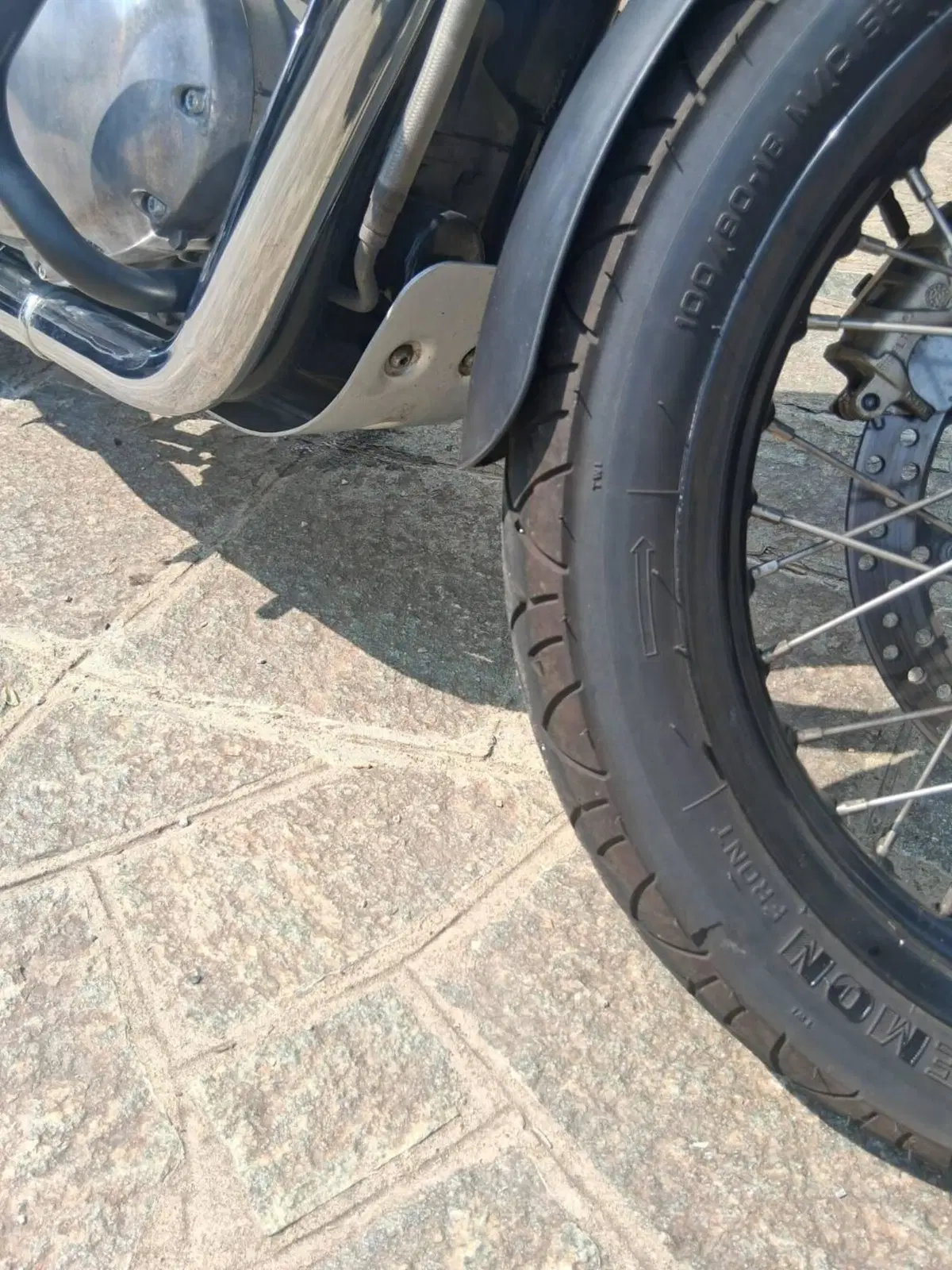 Royal Enfield Interceptor 650 (2021 - 26) (5)