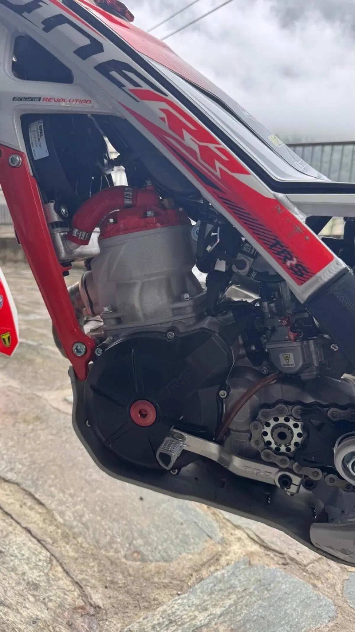 TRS Motorcycles One 300 RR (2023 - 24) (4)