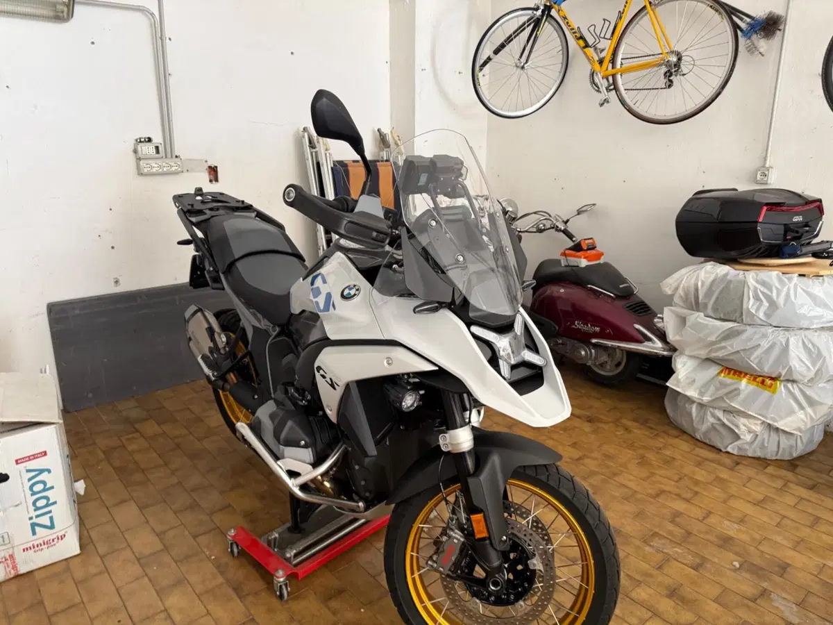 Bmw R 1300 GS (2023 - 26) (4)