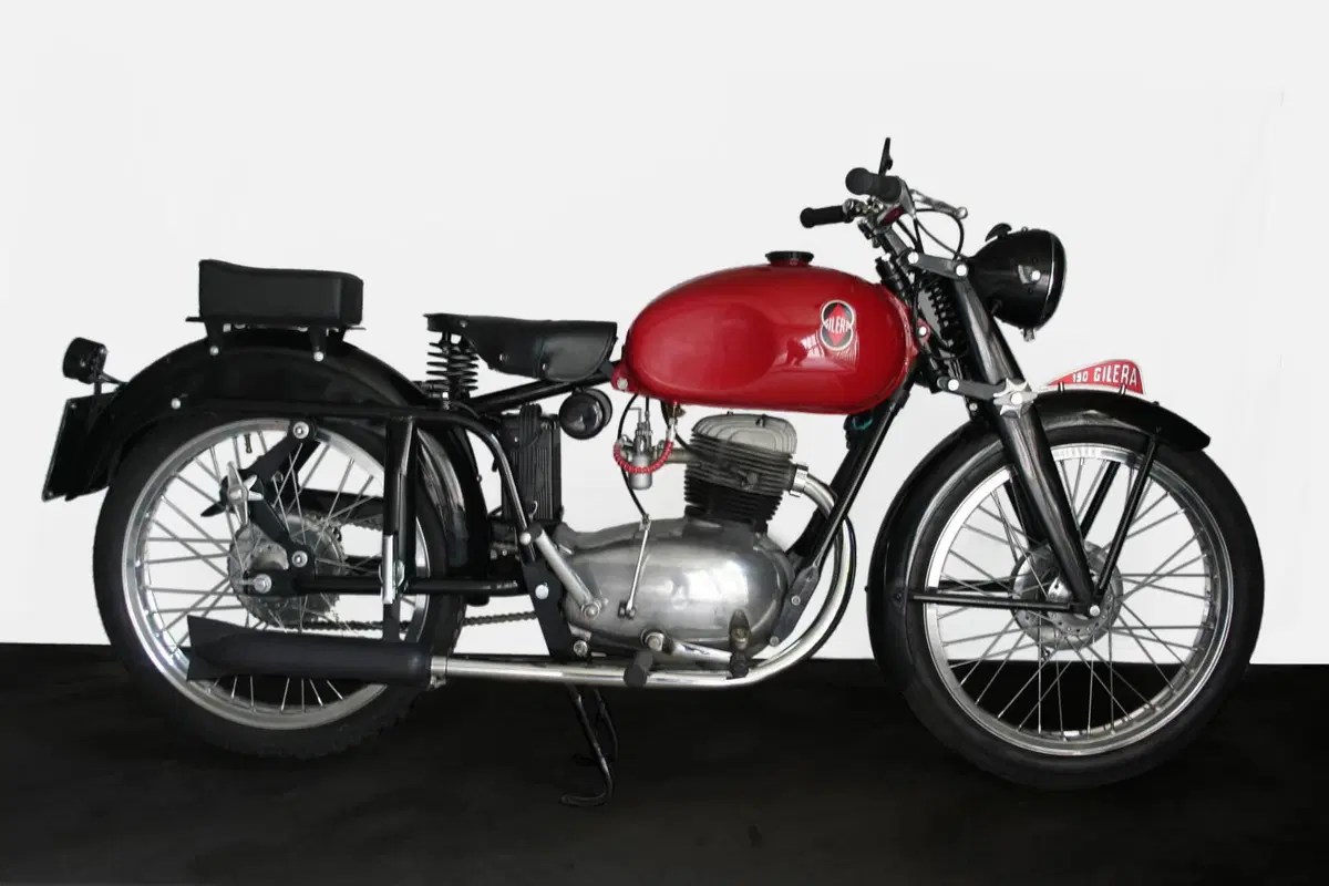Gilera 150 turismo 3 marce (2)