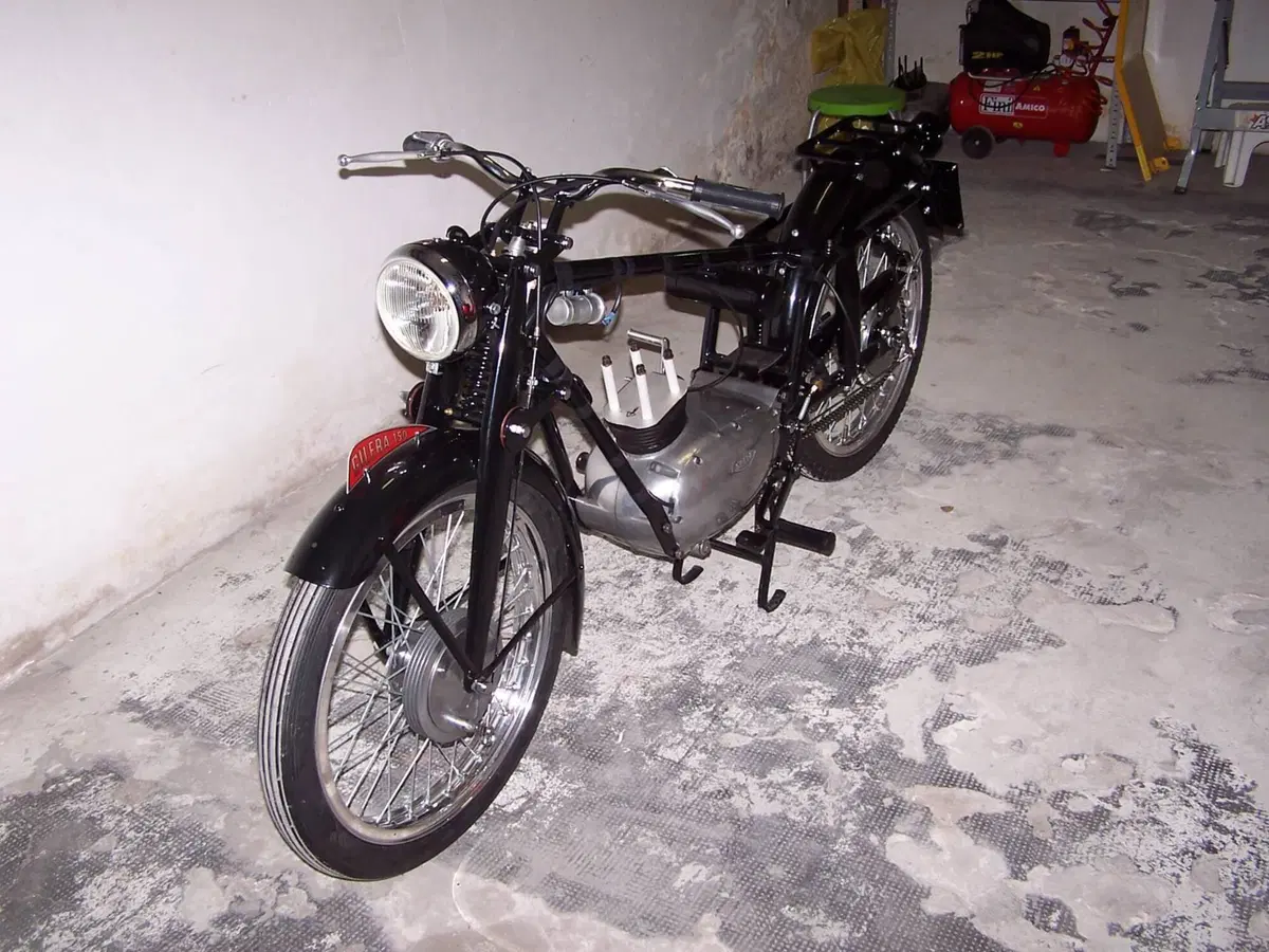 Gilera 150 turismo 3 marce (9)