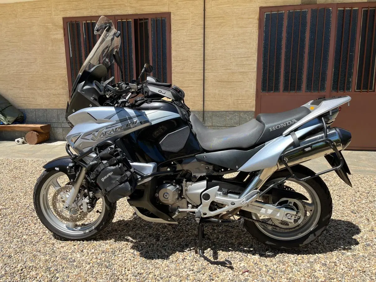 Honda Varadero 1000 (2003 - 11) (3)