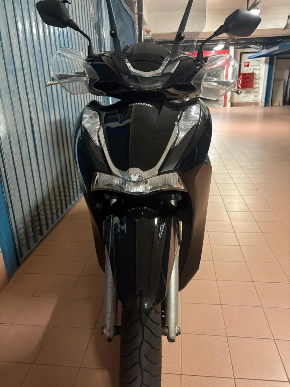 Honda SH 350 (2021 - 24) (3)