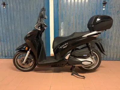 Honda SH 350 (2021 - 24) usata