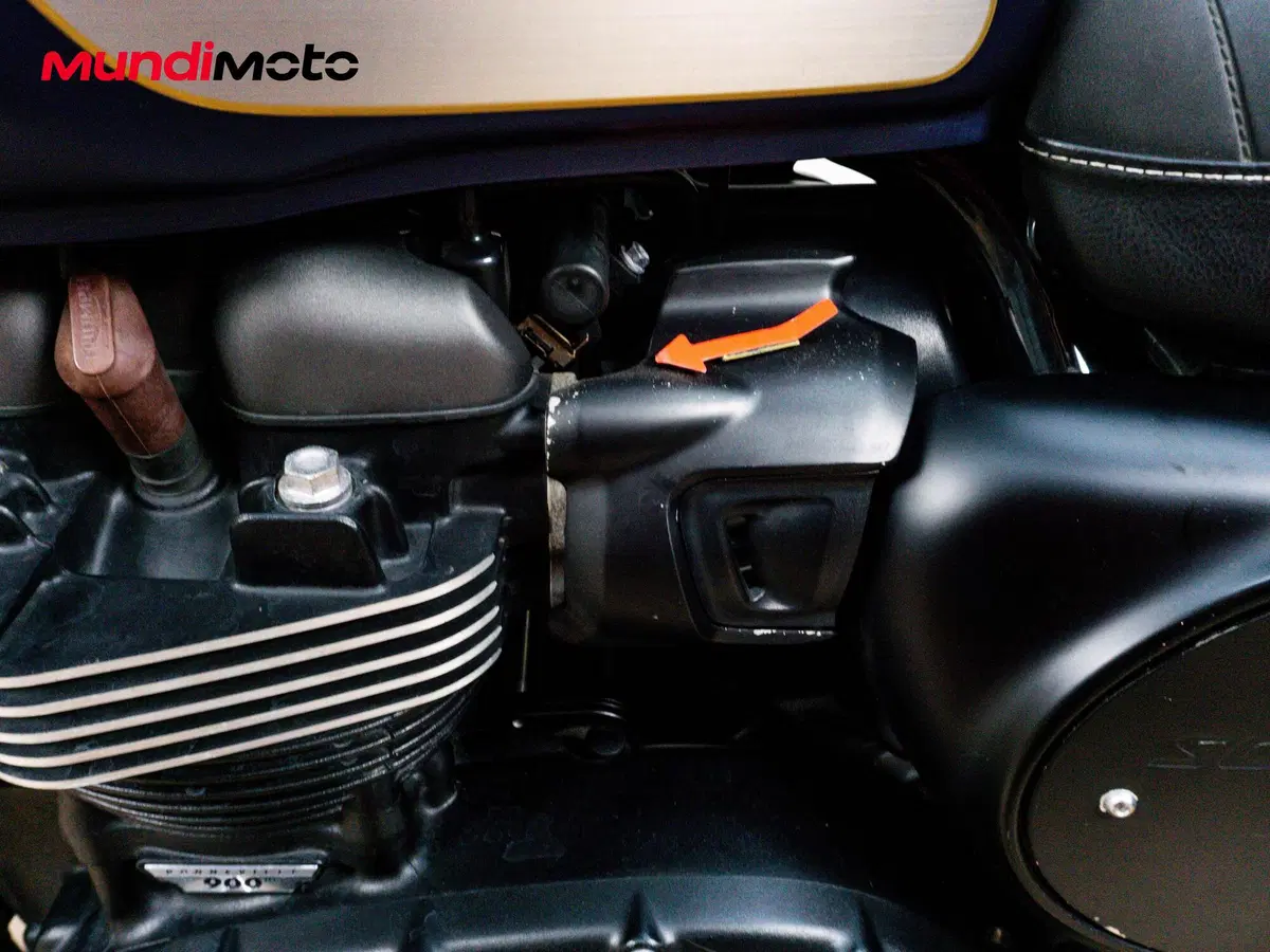Triumph Street Scrambler 900 Gold Line Edition (2021 - 23) (16)