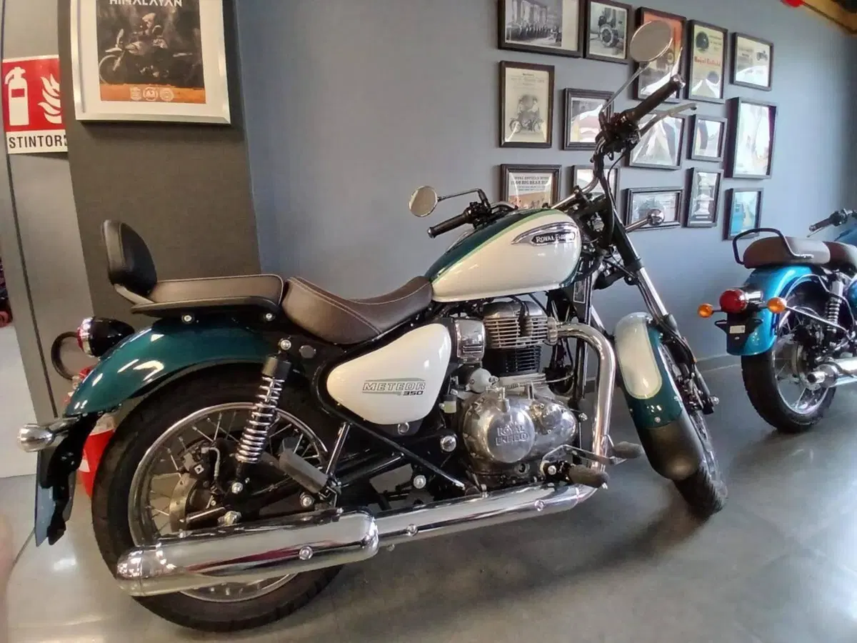 Royal Enfield Meteor 350 Aurora (2024 - 26)