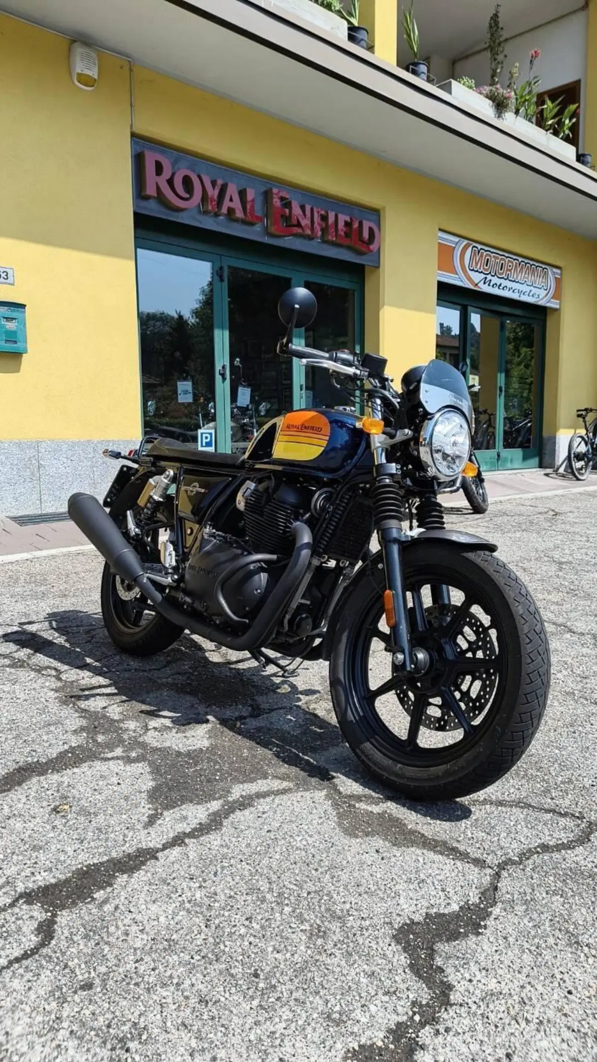 Royal Enfield Interceptor 650 (2021 - 26) (6)