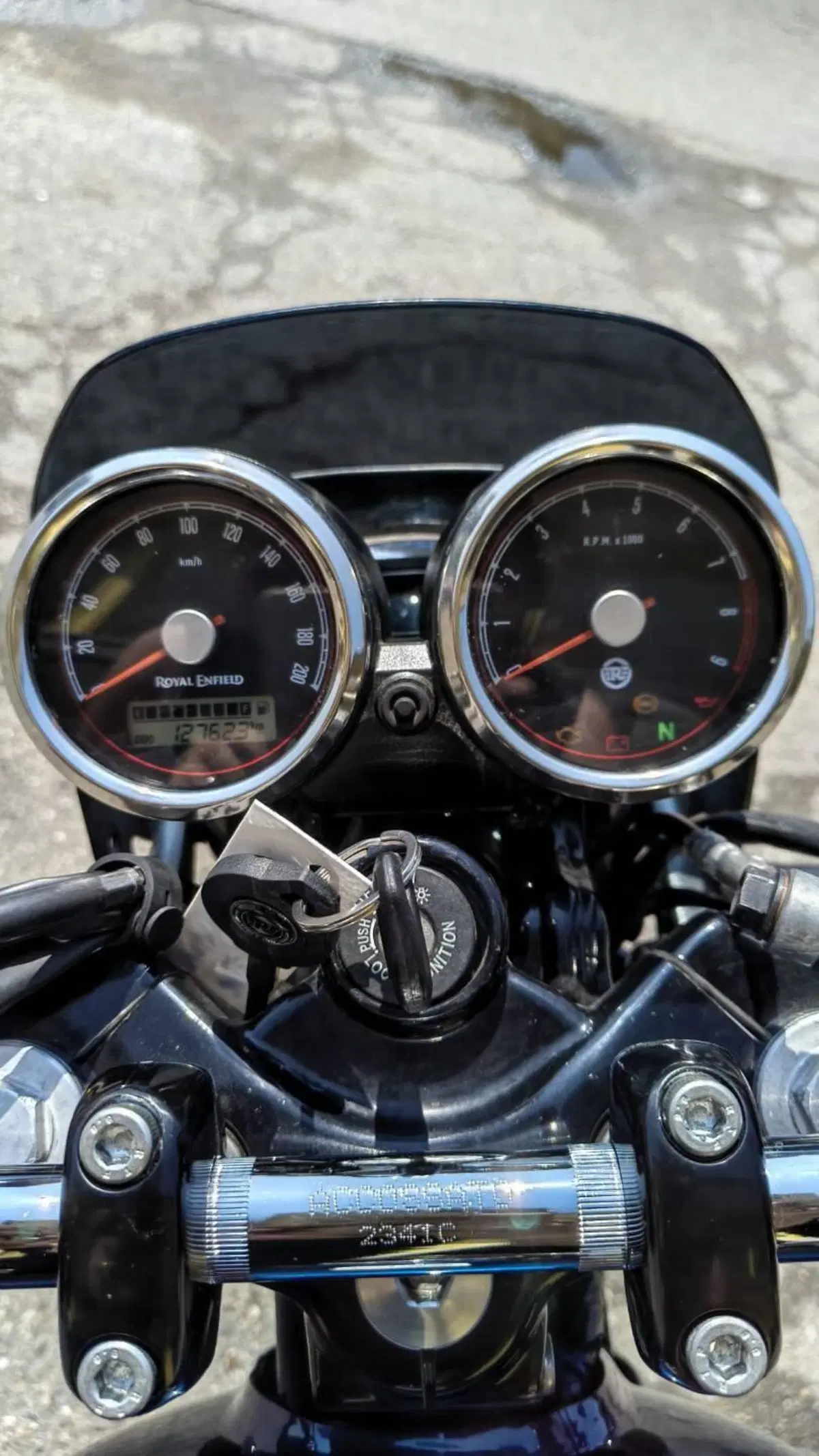 Royal Enfield Interceptor 650 (2021 - 26) (9)