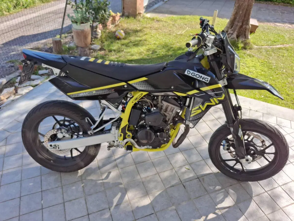 Swm SM 125 R (2022 - 24) (8)