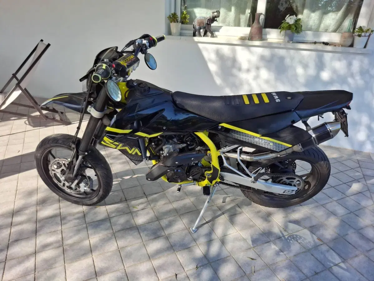Swm SM 125 R (2022 - 24) (9)