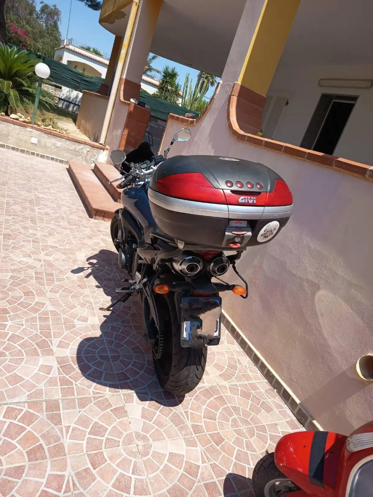 Yamaha FZ6 (2004 - 07) (4)