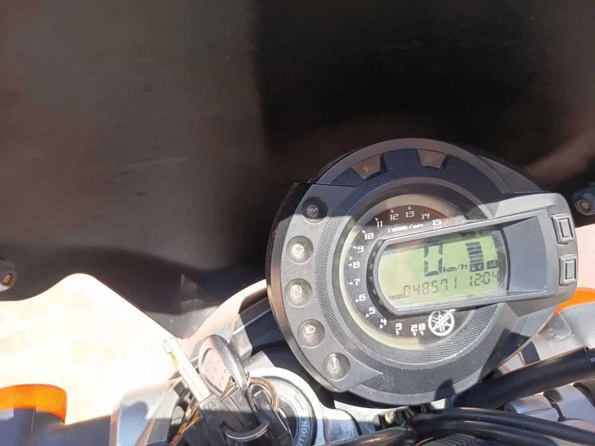 Yamaha FZ6 (2004 - 07) (6)