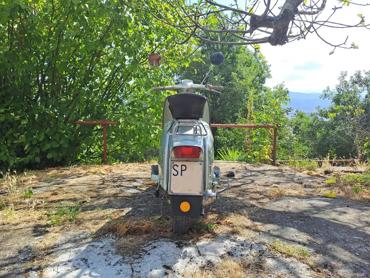 Lambretta 125 Special (4)