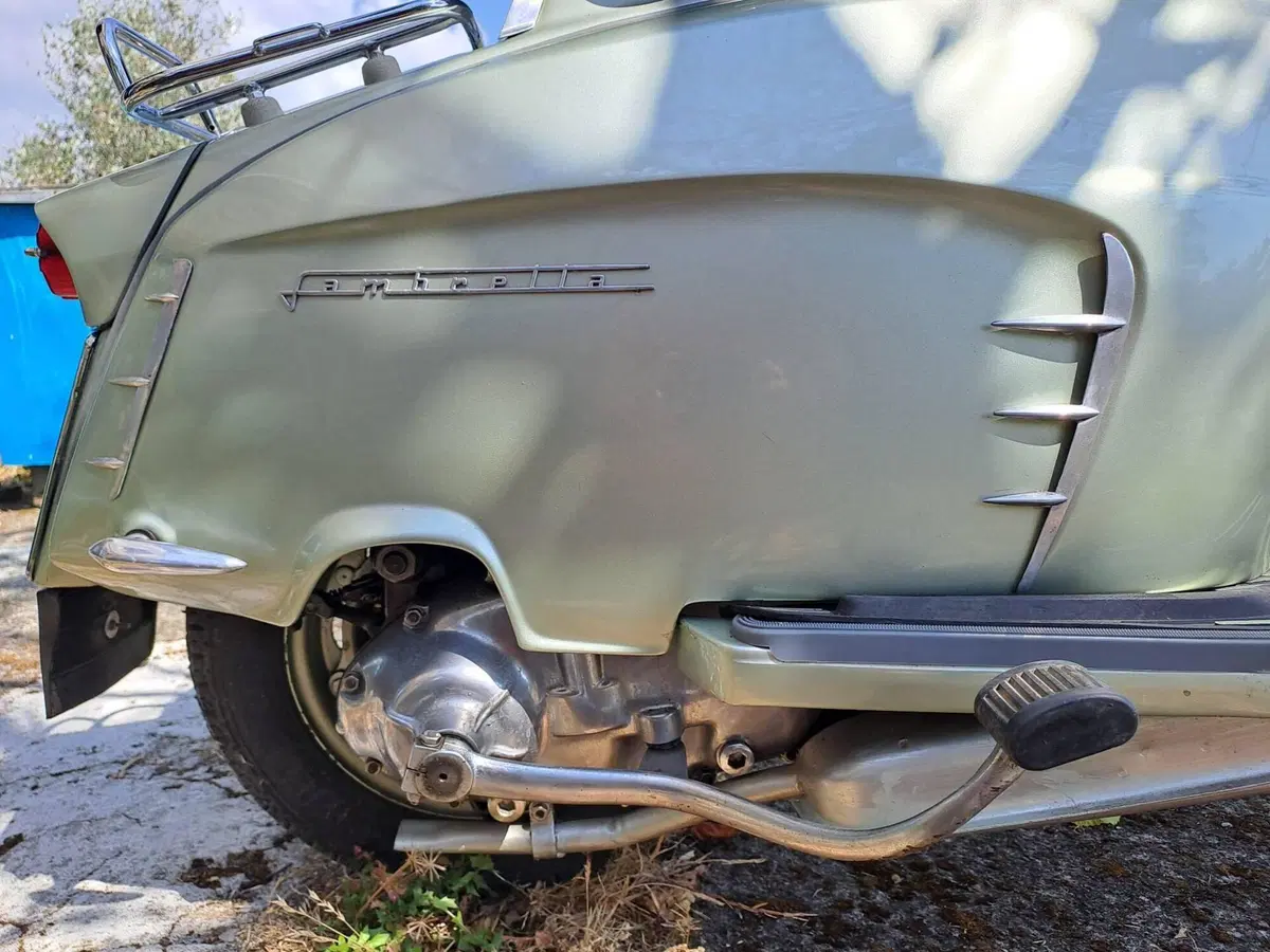 Lambretta 125 Special (11)