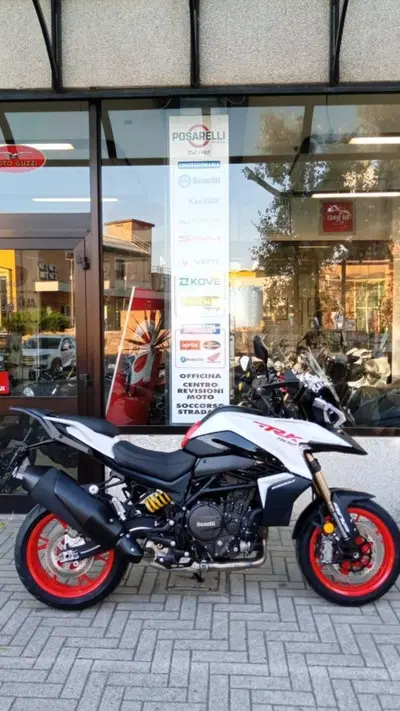 Benelli TRK 902 Stradale (2026) nuova