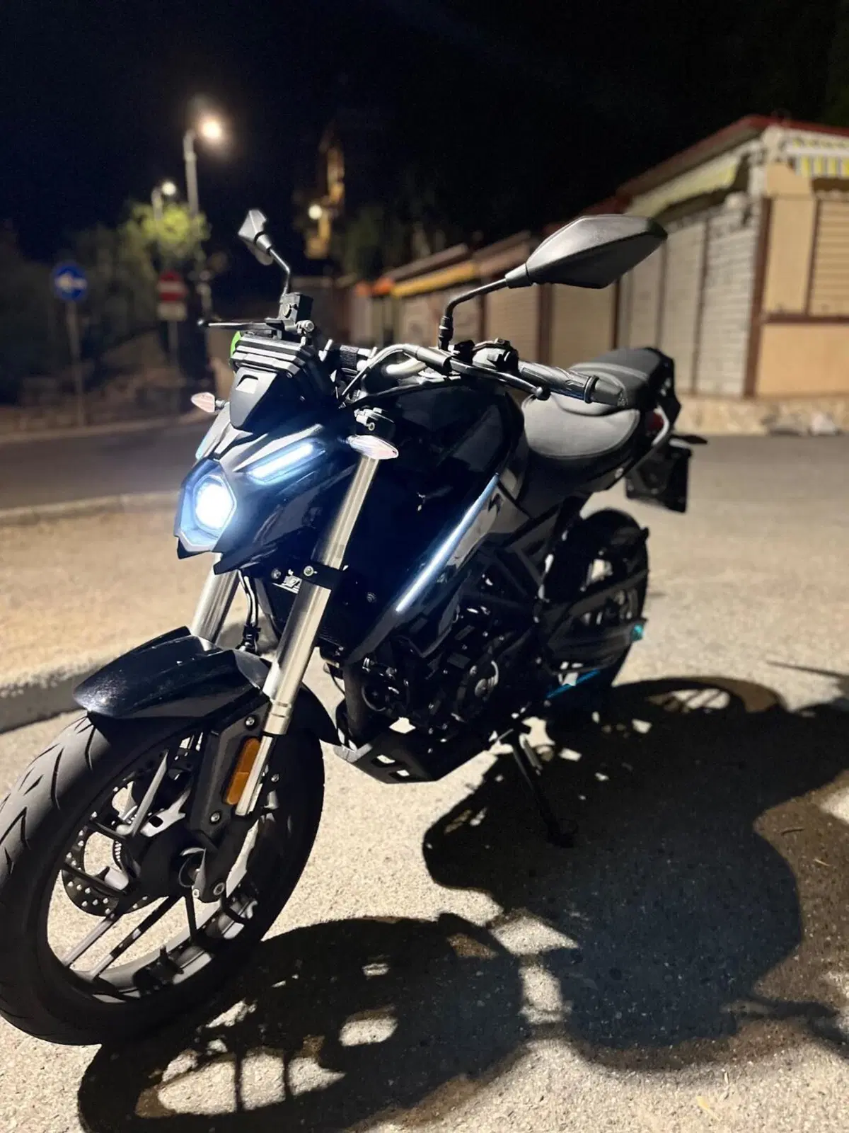 Voge Brivido 125R (2023 - 26) (2)