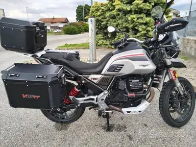 Moto Guzzi V85 TT Travel (2021 - 23) usata