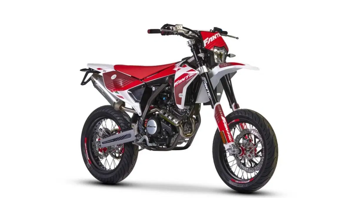 Fantic Motor XMF 125 Performance (2025 - 26) (2)