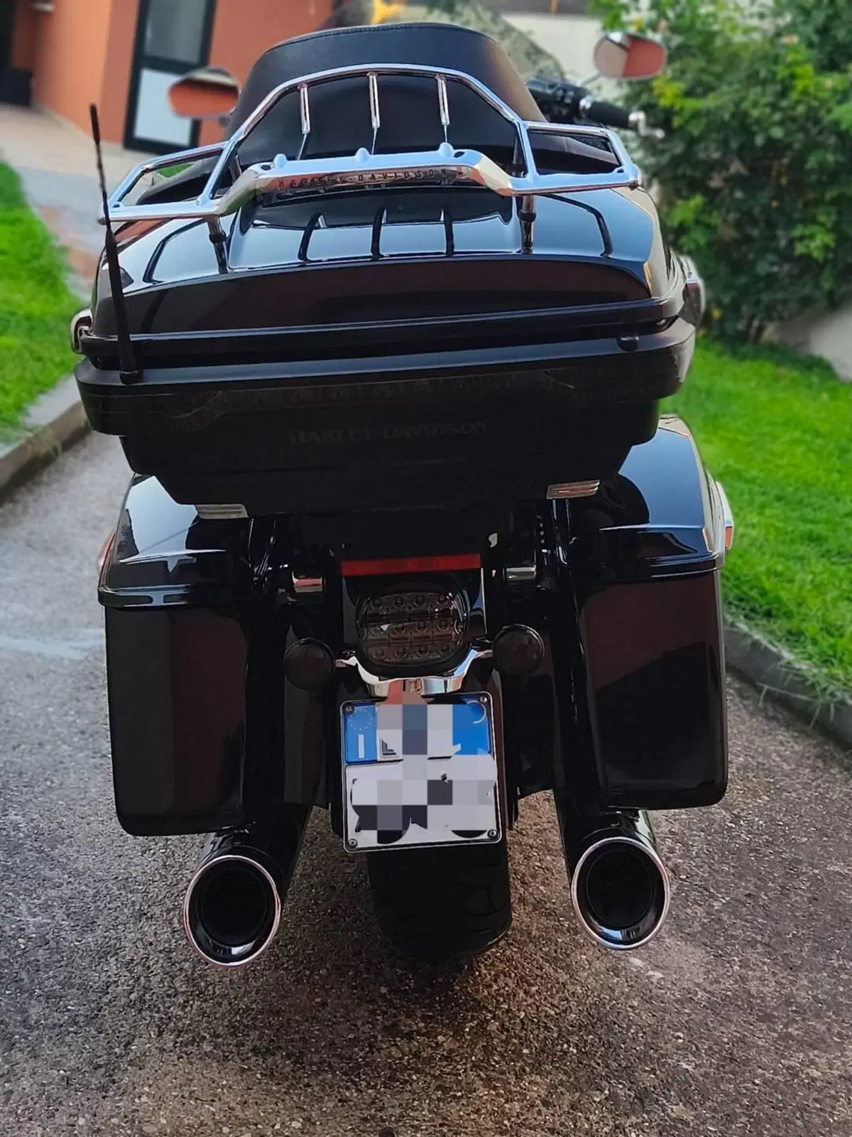 Harley-Davidson 114 Road Glide Ultra (2019) - FLTRXU (7)