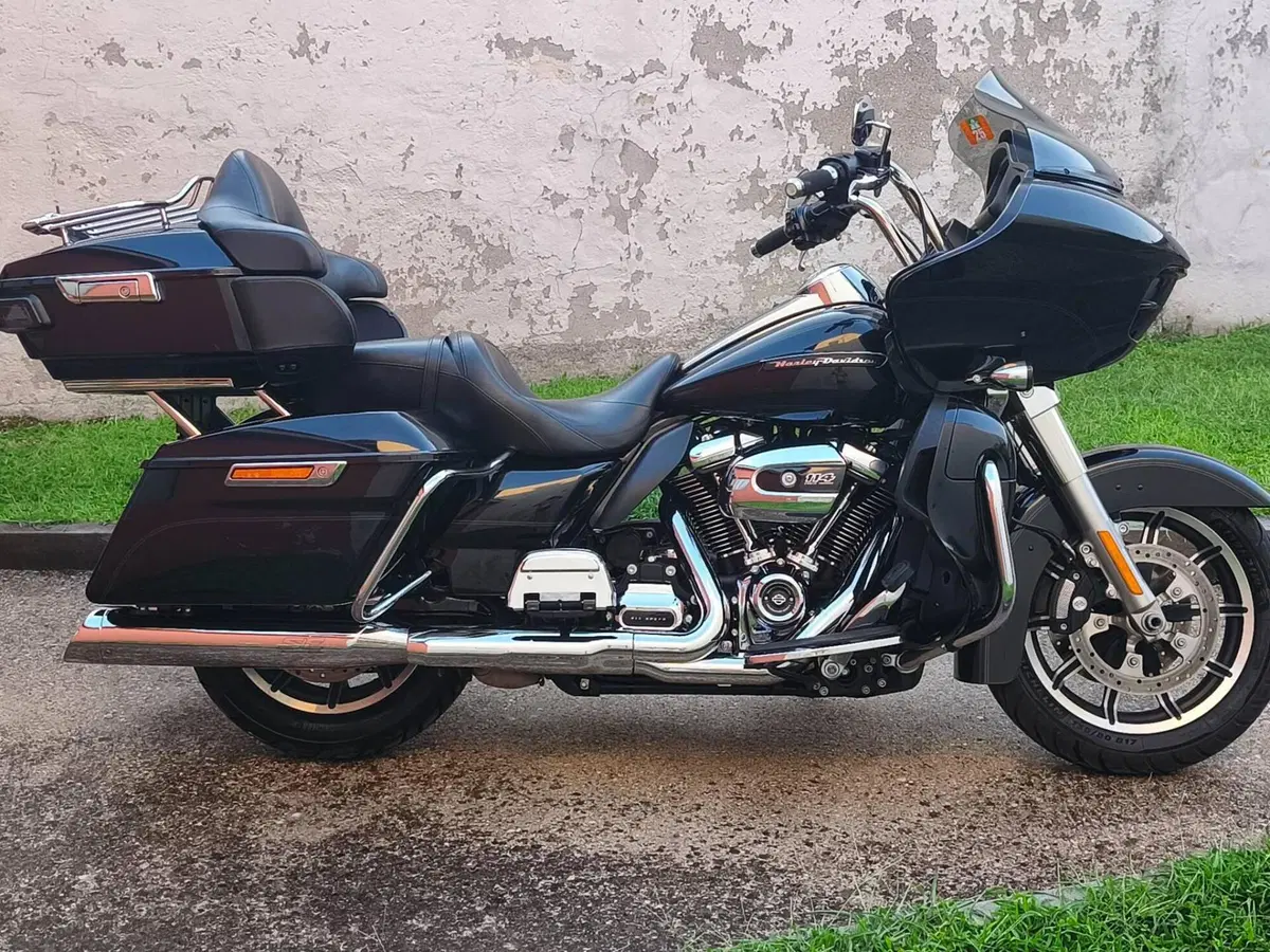 Harley-Davidson 114 Road Glide Ultra (2019) - FLTRXU (8)