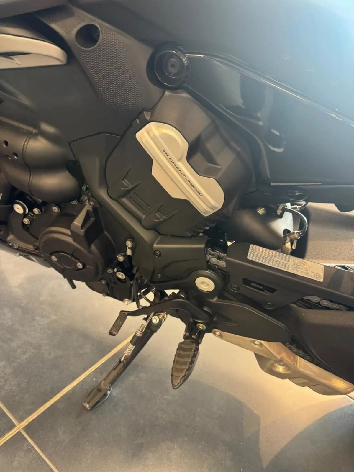 Ducati Diavel V4 (2023 - 26) (10)
