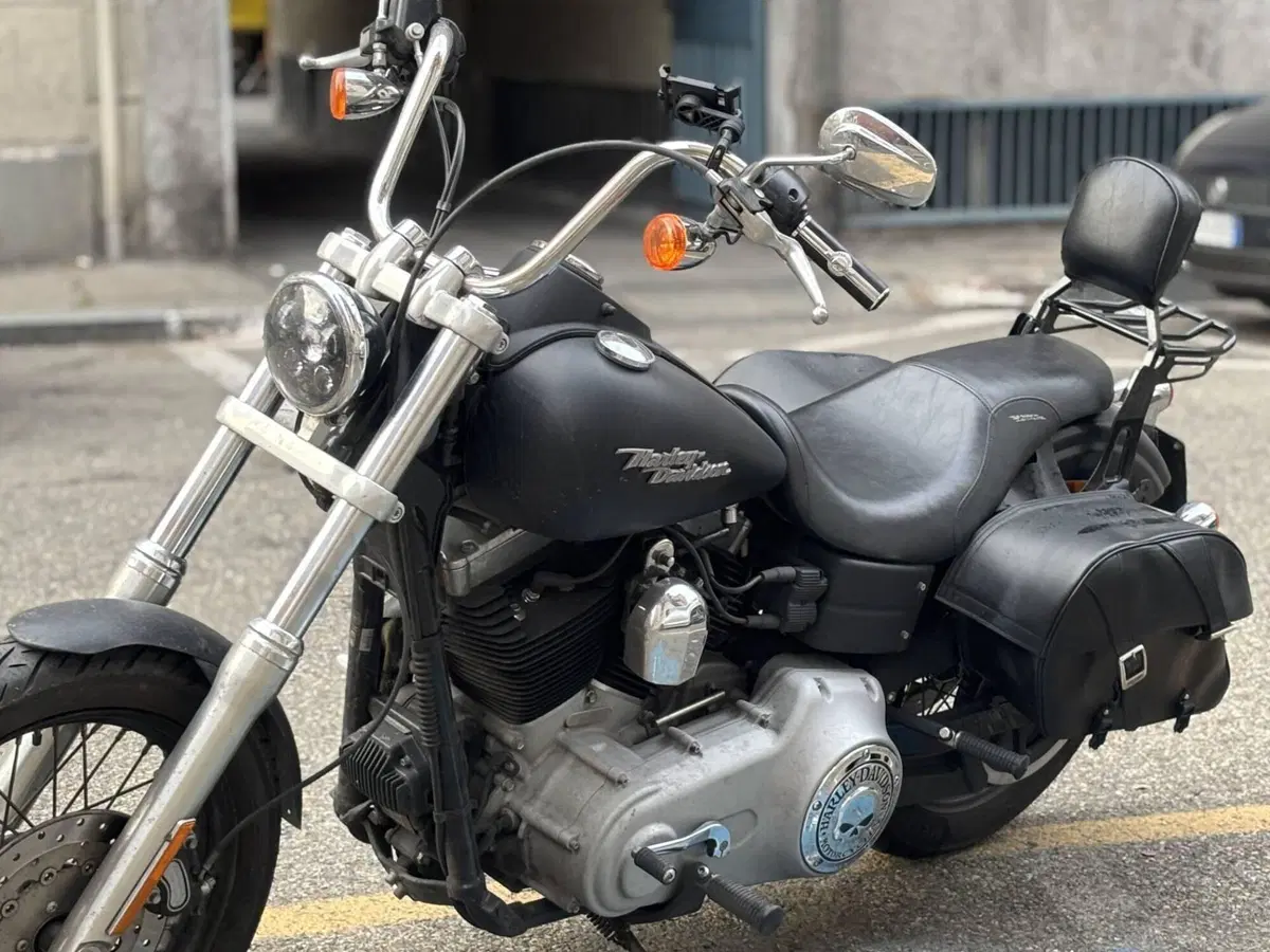 Harley-Davidson 1584 Street Bob (2008 - 15) - FXDB (5)