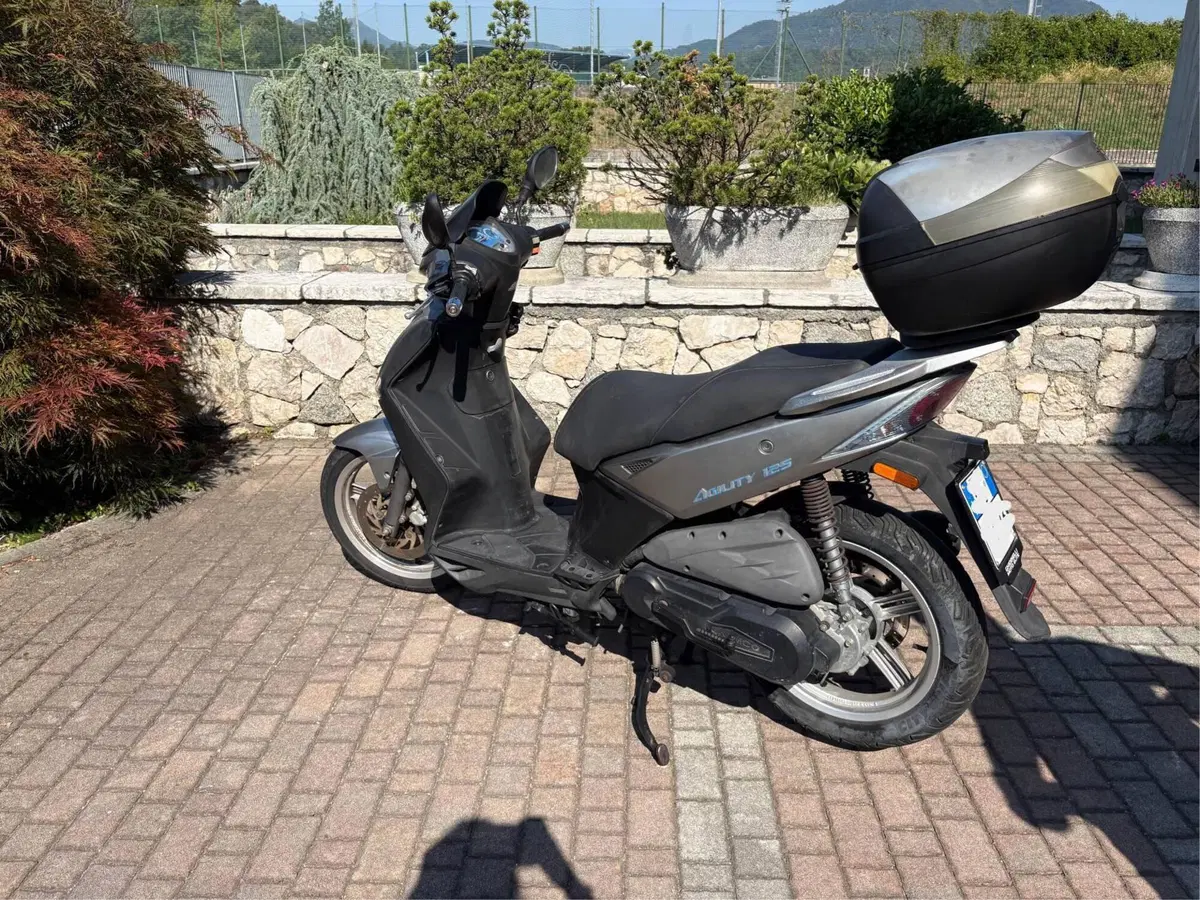 Kymco Agility 125 R16 + (2015 - 17) (3)