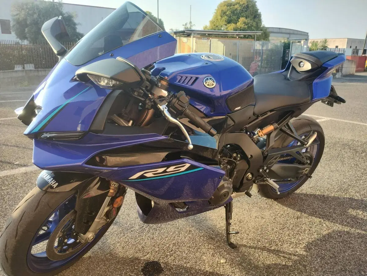 Yamaha YZF R9 (2025 - 26) (2)