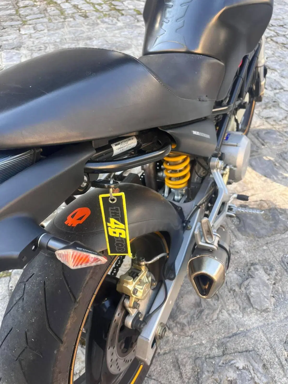 Ducati Monster 620 Dark SD (2003 - 05) (2)