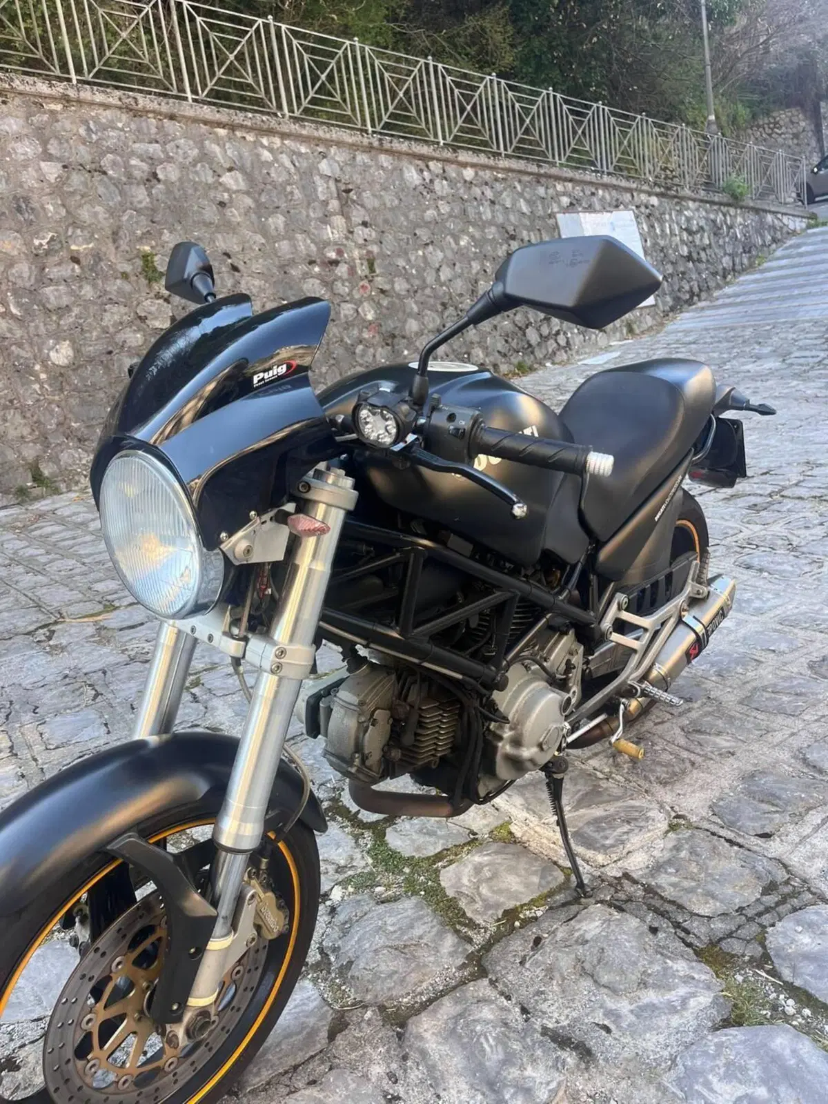 Ducati Monster 620 Dark SD (2003 - 05) (3)