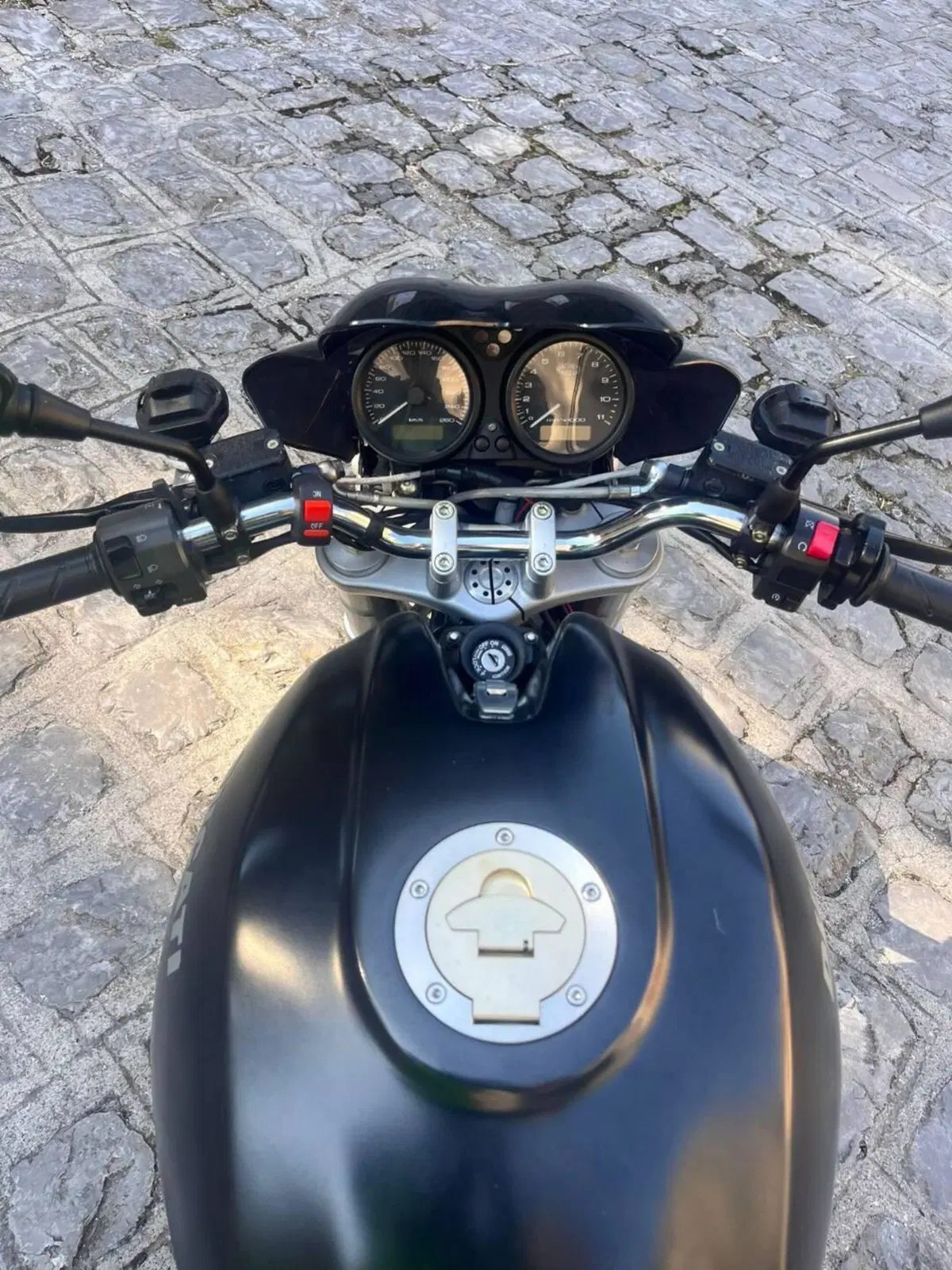 Ducati Monster 620 Dark SD (2003 - 05) (5)