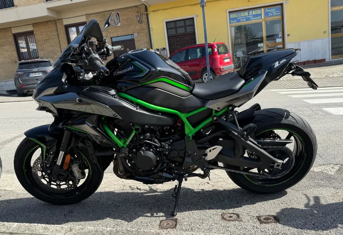 Kawasaki Z H2 (2020) (5)