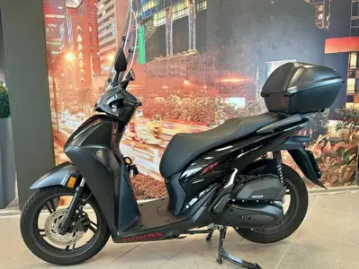 Honda SH 150 (2026) usata