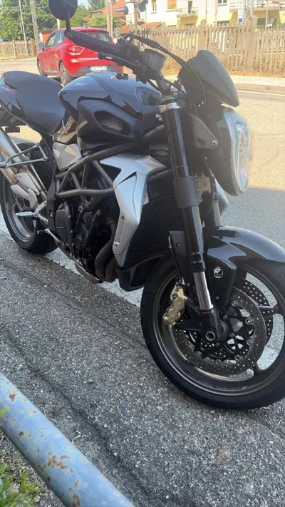 MV Agusta Brutale 990 R (2009 - 12) usata