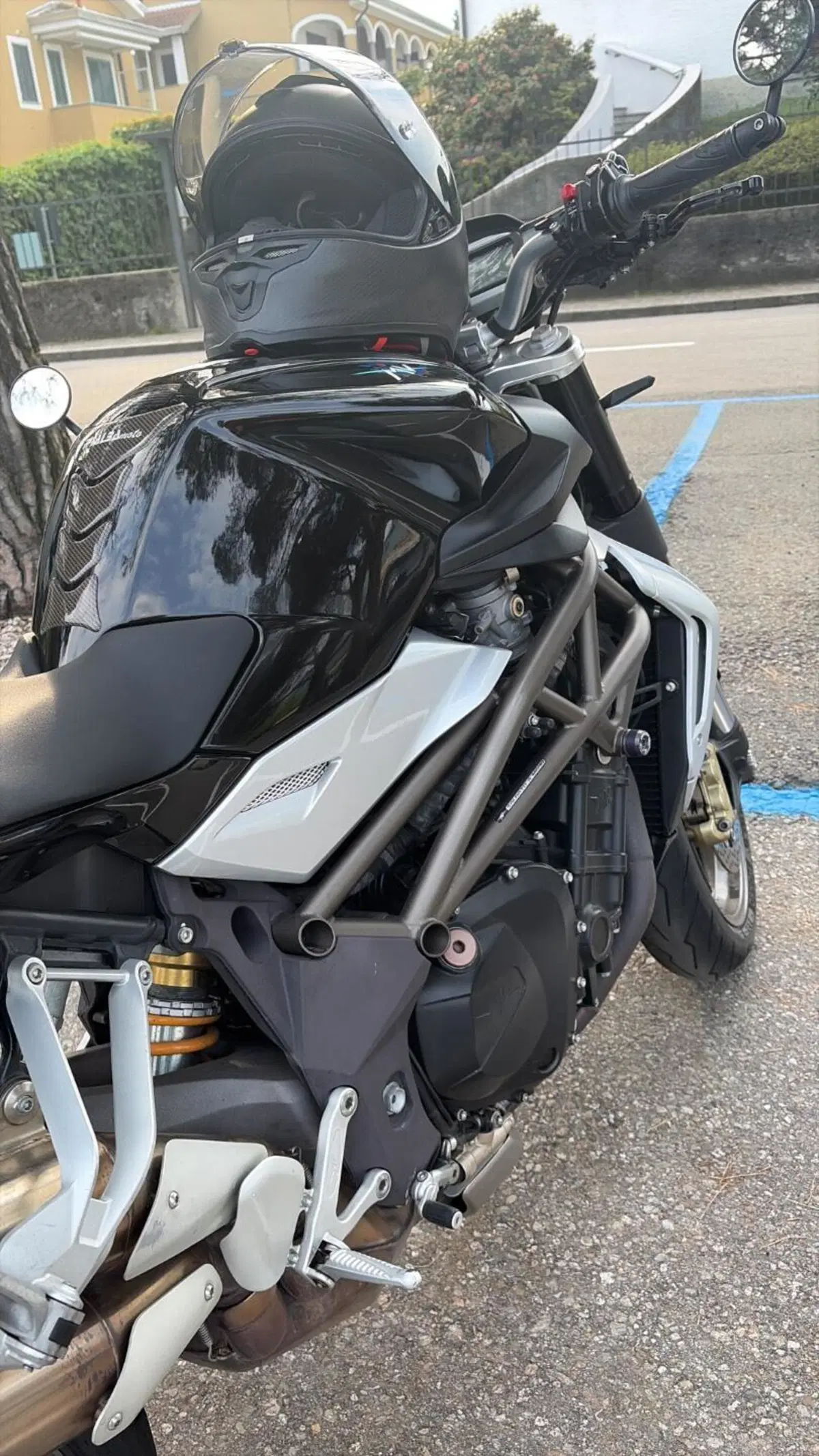 MV Agusta Brutale 990 R (2009 - 12) (2)