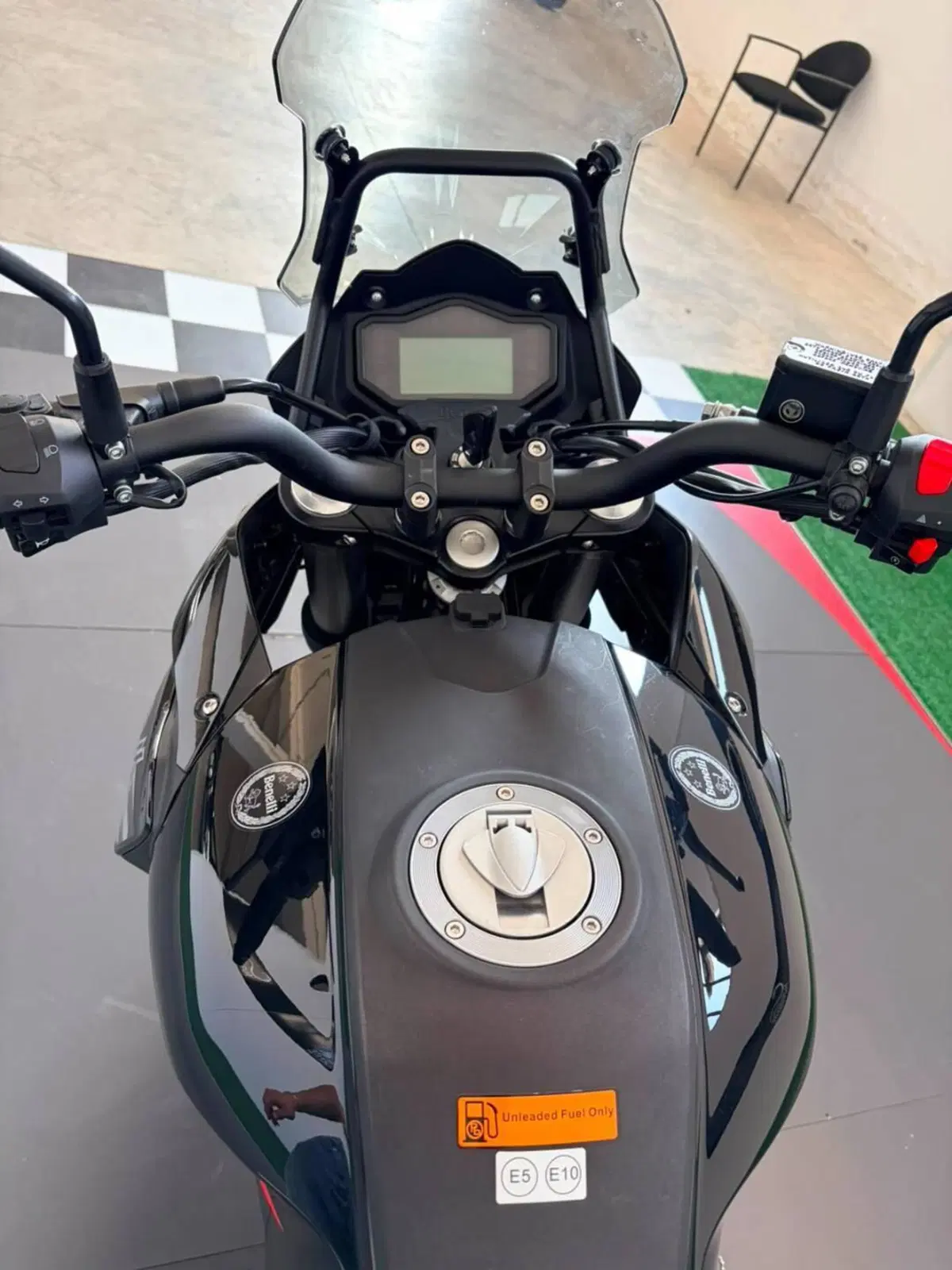 Benelli TRK 251 (2022 - 25) (4)