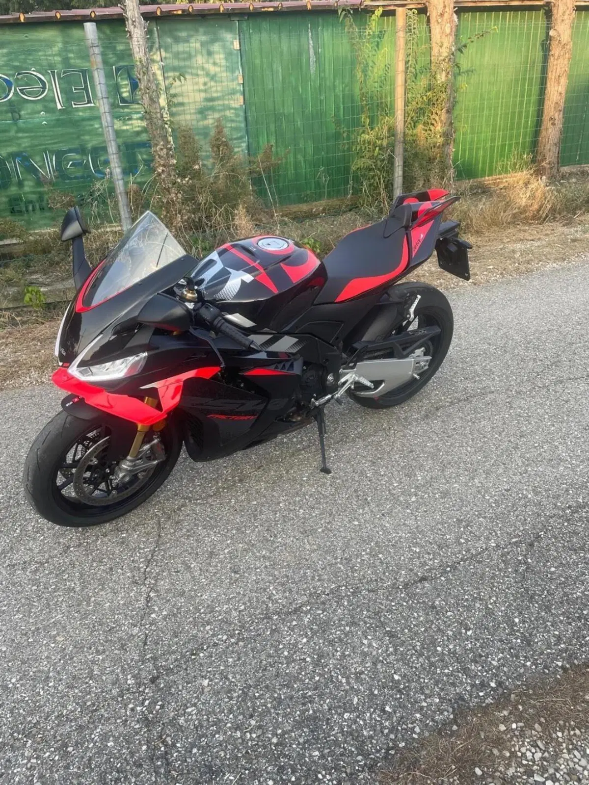 Aprilia RSV4 1100 Factory (2025 - 26) (5)