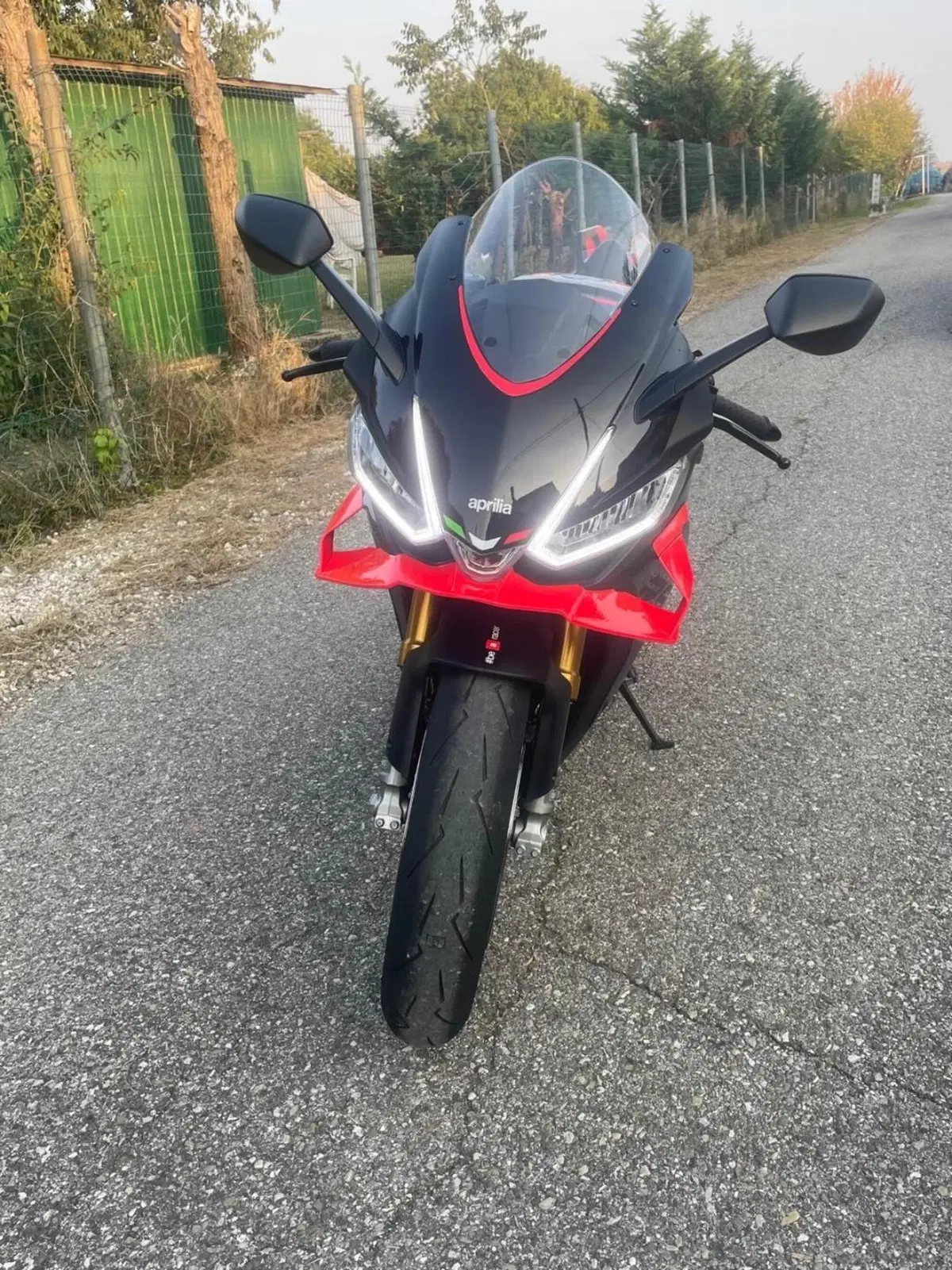 Aprilia RSV4 1100 Factory (2025 - 26) (12)