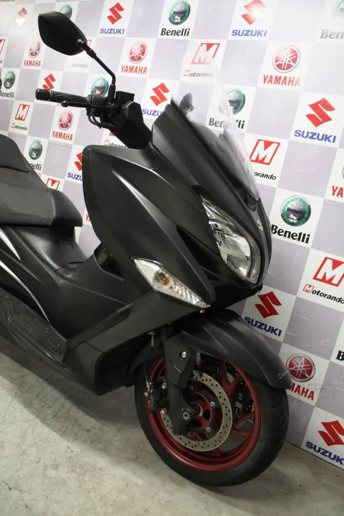 Suzuki Burgman AN 400 (2017 - 20) (3)