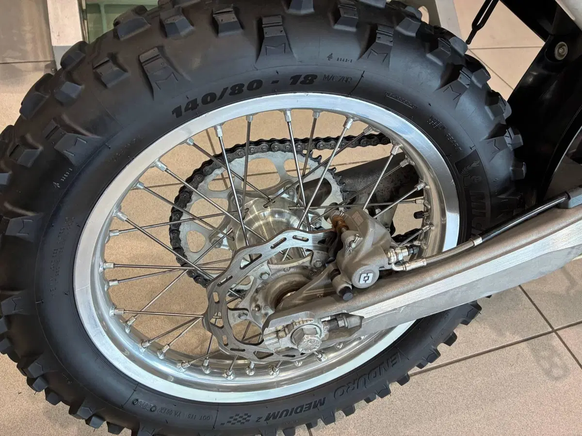 GASGAS EC 250 F (2021) (4)