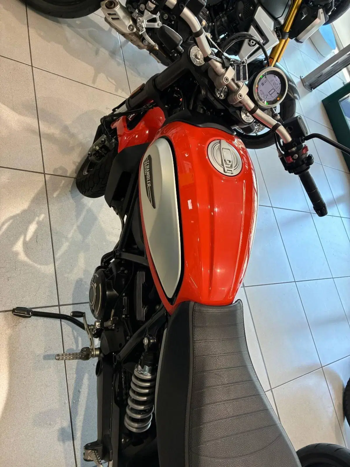 Ducati Scrambler 800 Icon (2017 - 20) (5)