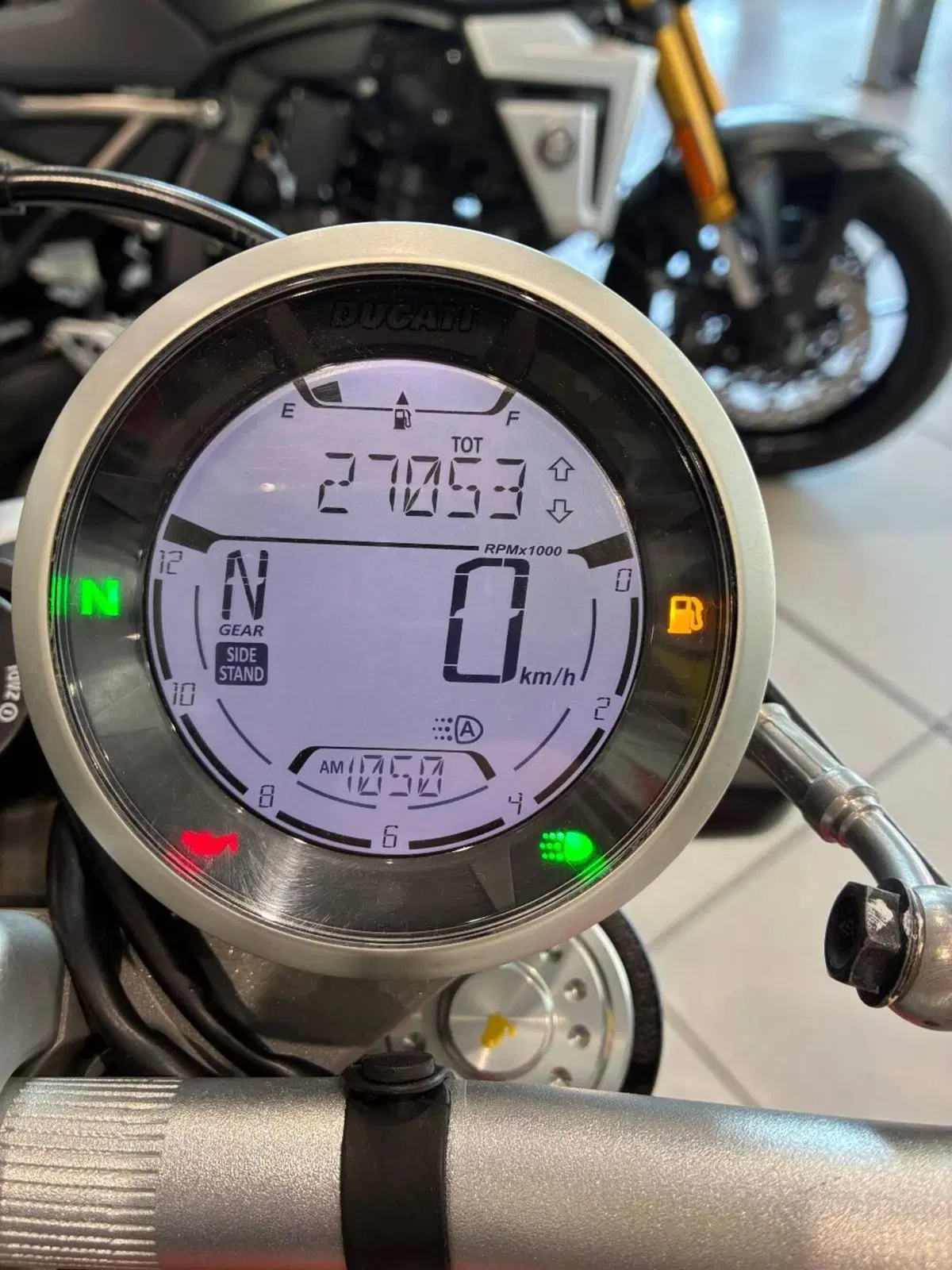 Ducati Scrambler 800 Icon (2017 - 20) (6)