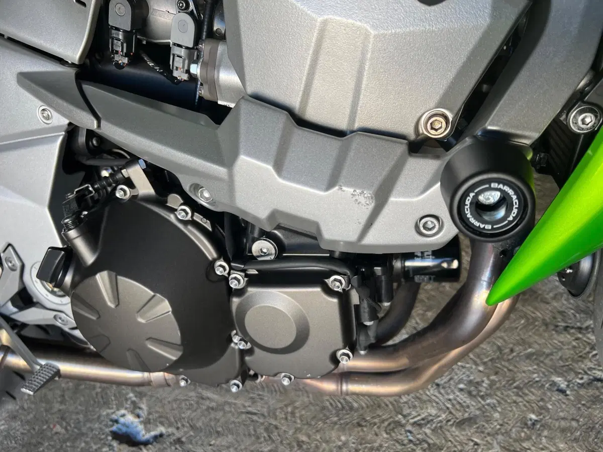 Kawasaki Z 750 (2007 - 14) (10)