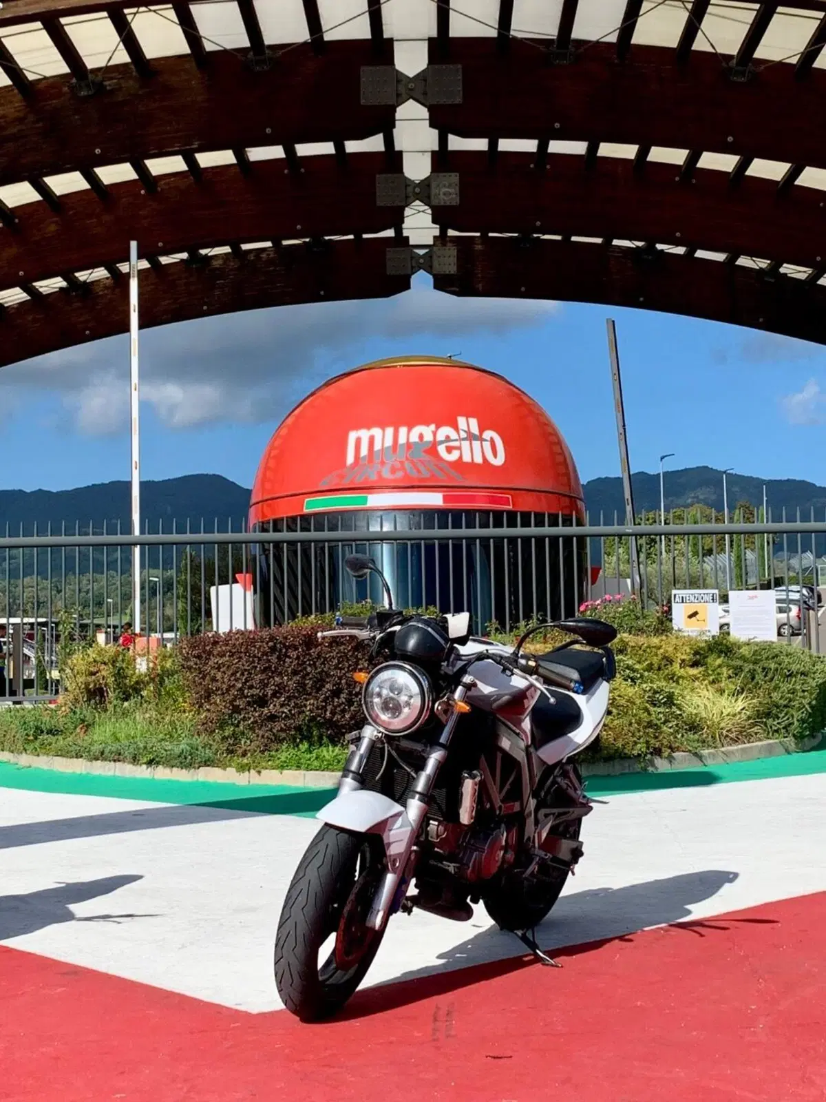 Suzuki SV 650 (2006 - 11) (3)