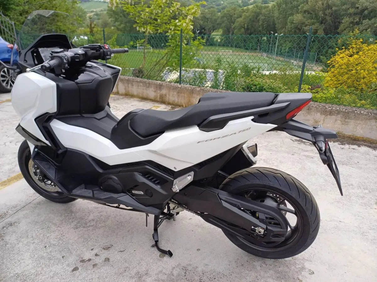 Honda Forza 750 (2025 - 26) (3)