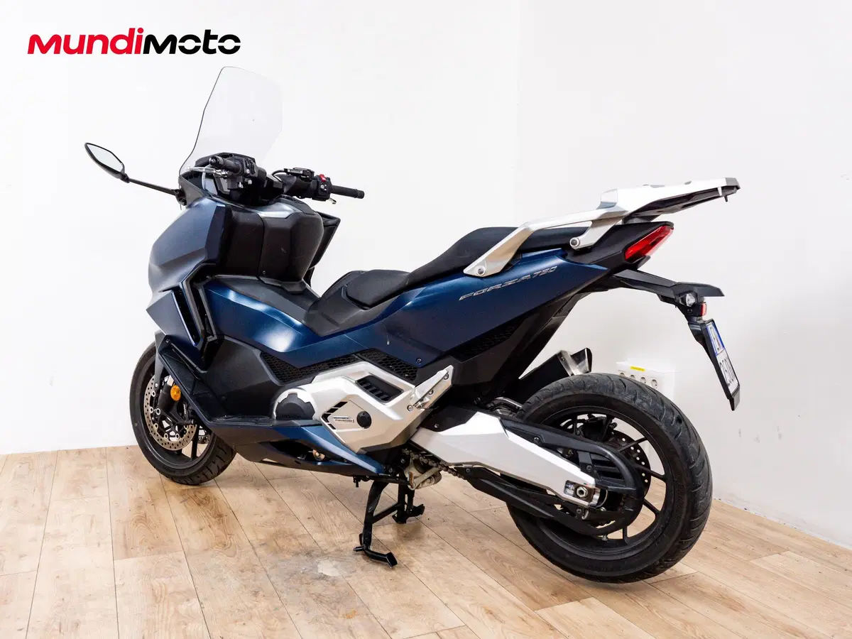 Honda Forza 750 (2025 - 26) (7)