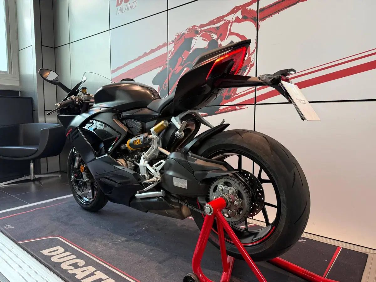 Ducati Panigale V2 (2021 - 24) (8)