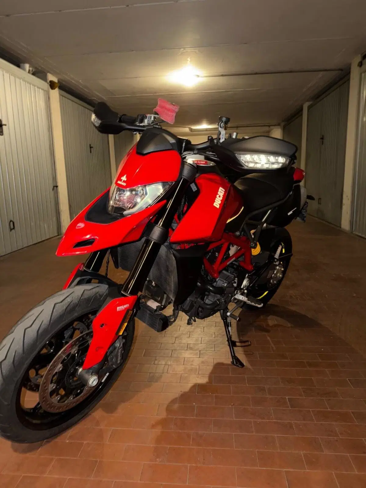 Ducati Hypermotard 950 SP (2022 - 25) (4)
