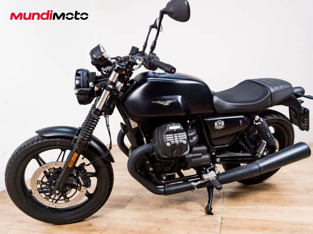 Moto Guzzi V7 850 Stone Special Abs (2021) (8)