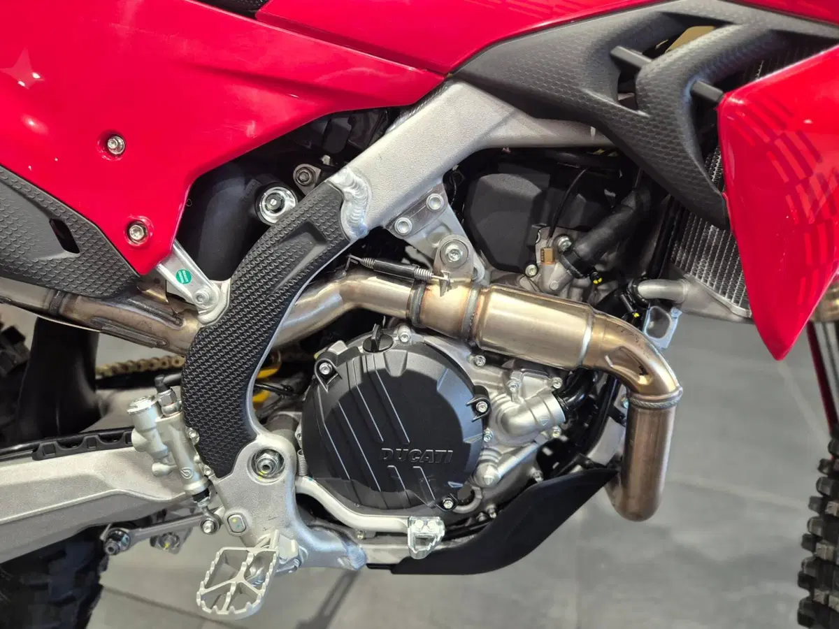 Ducati Desmo450 EDS (2026) (5)